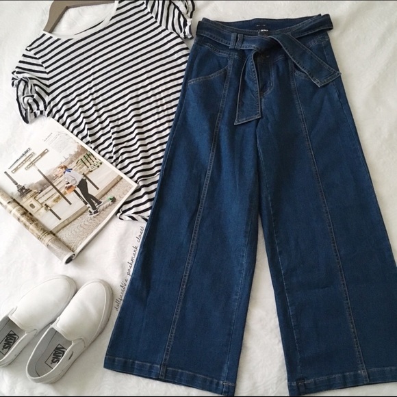 Fashion Nova Denim - Ｆａｓｈｉｏｎ　Ｎｏｖａ　Ｈｉｇｈｗａｉｓｔ　Ｗｉｄｅ　Ｌｅｇ　Ｃｒｏｐ　Ｊｅａｎｓ　ｗ／Ｂｅｌｔ